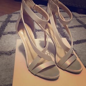 Vince Camuto Devin Heels